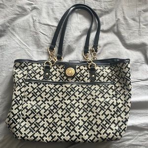 Tommy Hilfiger tote